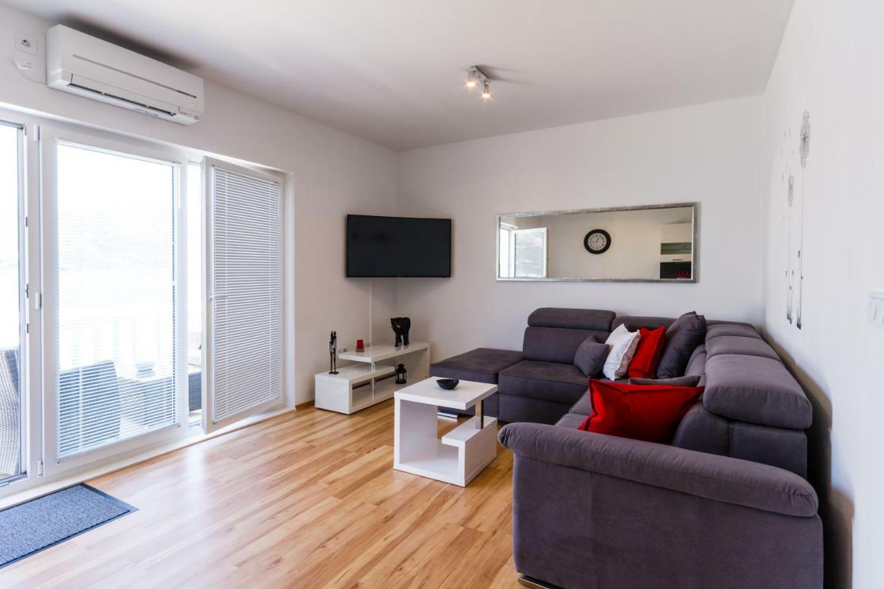 Apartman Orlando Zrnovo Exterior foto
